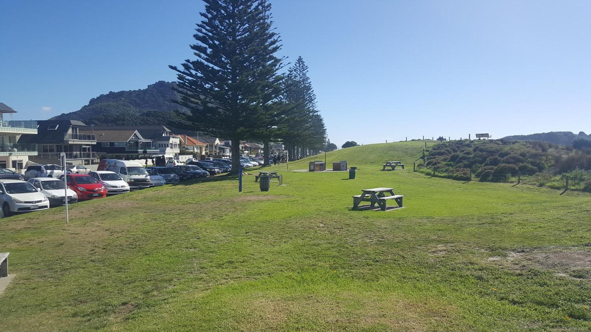 Arnies At The Beach Mount Maunganui Exterior photo